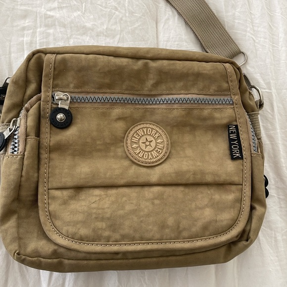 NEW YORK NEW YORK PERFECT BAG - Picture 1 of 9